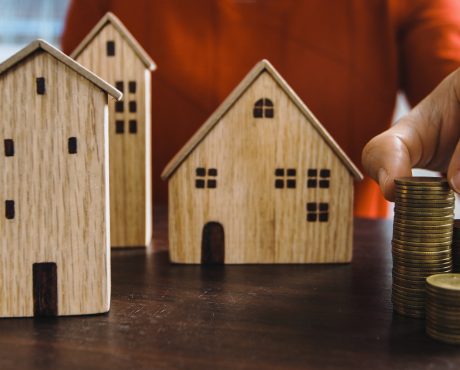 EPR Properties Stock: Overlooked 8.4%-Yielder Pays Monthly Dividends